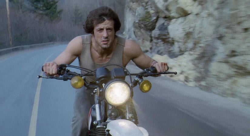 Sylvester Stallone megbánta, hogy a Rambo-sorozatból „rajzfilmet” csinált
