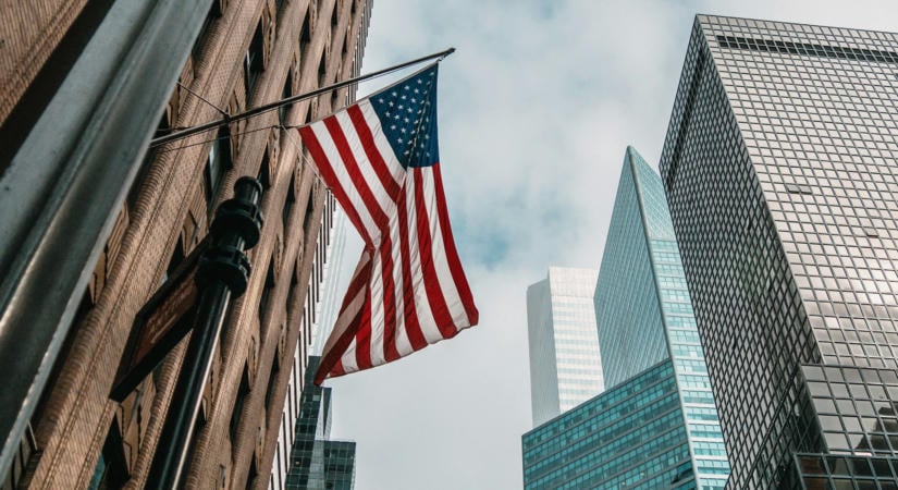 Több mint négy éve a leggyorsabb ütemben emelkedtek az amerikai termelői árak szeptemberben havi összevetésben