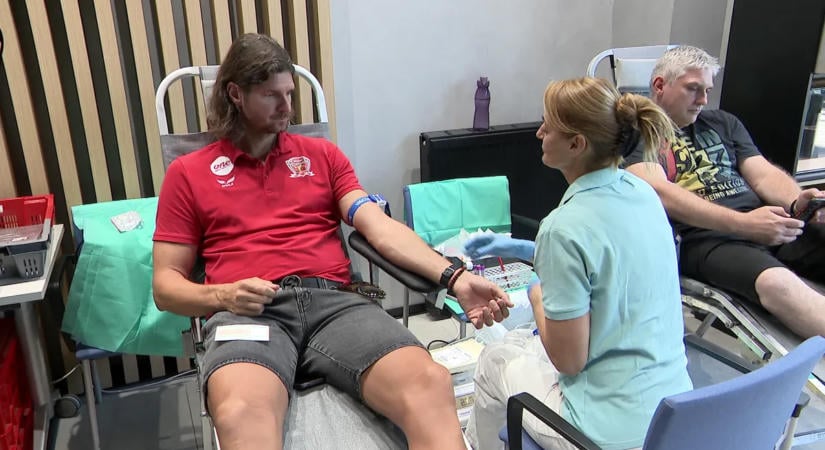 Életet menthet egyetlen szúrás: véradásra buzdítanak a nyári hónapokban