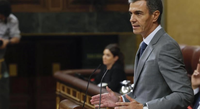 Előrehozott parlamenti választásokat jelentett be a spanyol miniszterelnök