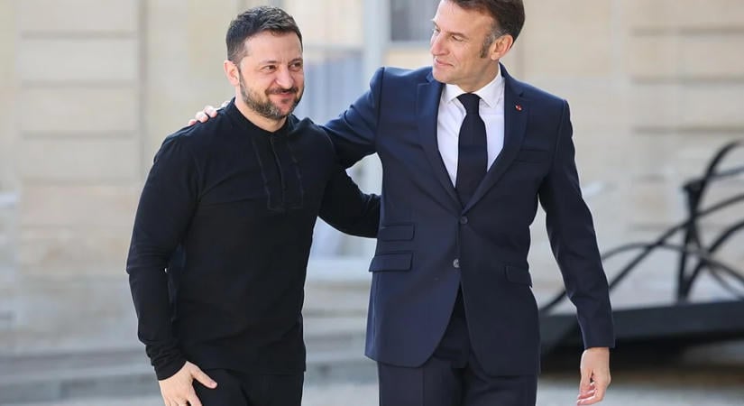 Macron ígéretet tett Zelenszkijnek