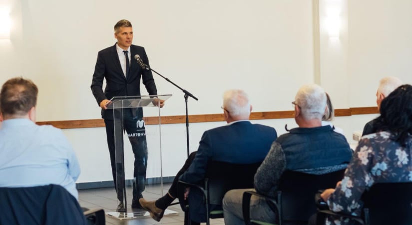 A jövő technológiája érkezett Fejérbe: 5,2 milliárd forintból fejlesztettek, nagyrészt a föld alatt (galéria)