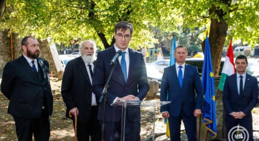 Felavatták Nagy Imre szobrát Ungváron: Karácsony Gergely a közös szabadságról beszélt