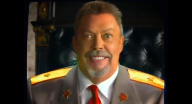 80 éves korában elhunyt Tim Curry