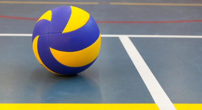 A címvédő lengyel válogatott jutott elsőként a férfi röplabda Eb negyeddöntőjébe