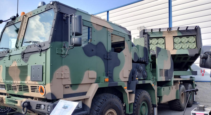 Félelmetes rakétafegyvereket vesz déli szomszédunk: még a HIMARS-nál is messzebbre tudnak velük lőni