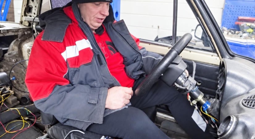 Jön a tél, igazi áldás lesz a padlófűtéses Lada is
