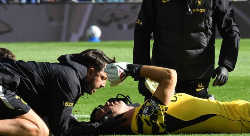 Elvesztette eszméletét egy ütközés után a Chelsea világbajnok kapusa