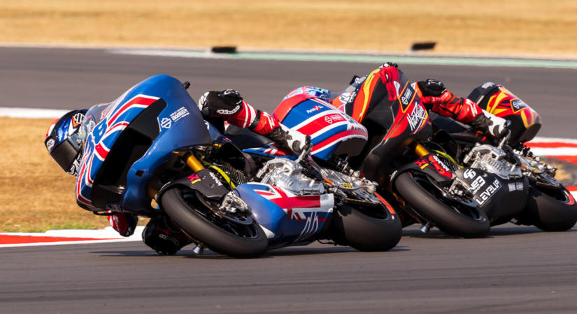 Hazai győzelem a Harley-Davidson Világkupán - Bradley Smith visszatért!