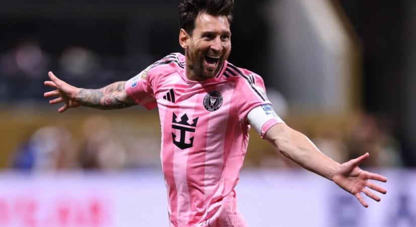 Amíg aludtál, Lionel Messi megint lőtt egy olyan szabadrúgásgólt, amit utólag látnod kell