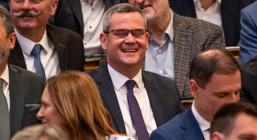 „Oda kéne nekik baszni” – előkerült Takács Péter emailje, Magyar Péter szerint ez a Fidesz
