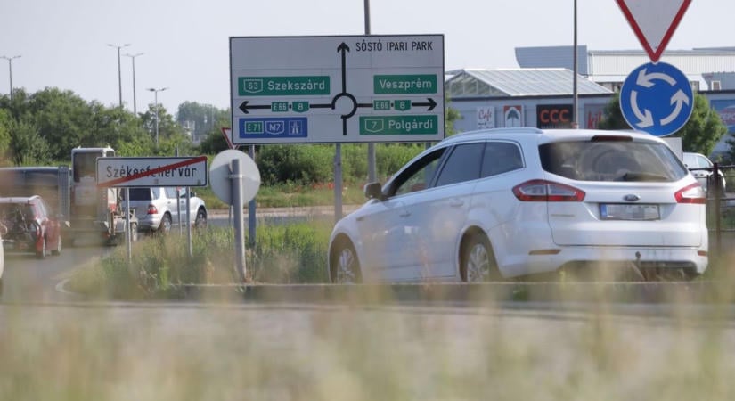 Egy megrendítő búcsú és egy hatalmas dugó is felkavarta a kedélyeket Fejérben előző héten