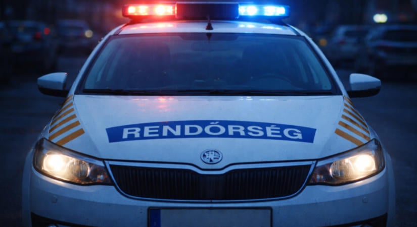 Idős embereket vertek át: csaló család tagjait fogták el Budapesten