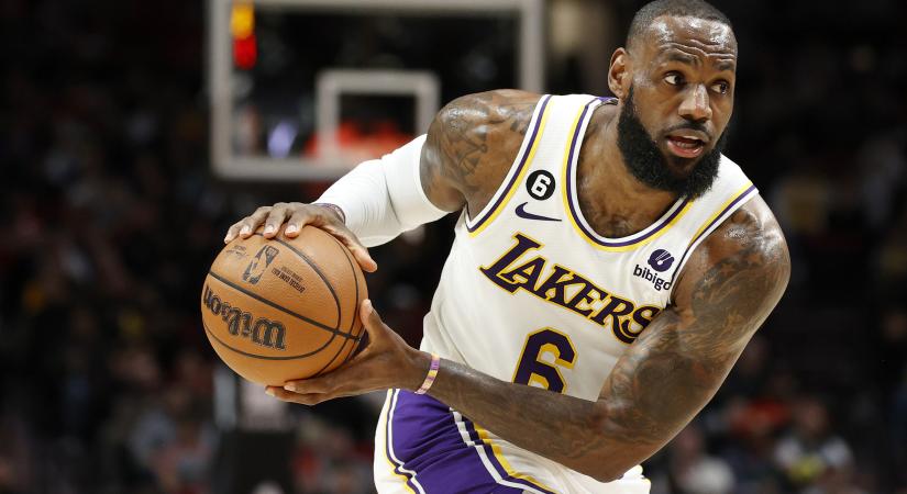 LeBron James egy meccsen több rekordot is megdöntött