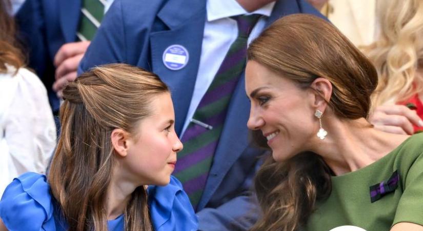 Charlotte hercegnő sikkes, mint az édesanyja: Katalinnal együtt lopták el a show-t a wimbledoni sztárparádénütt lopták el a show-t a wimbledoni sztárparádén