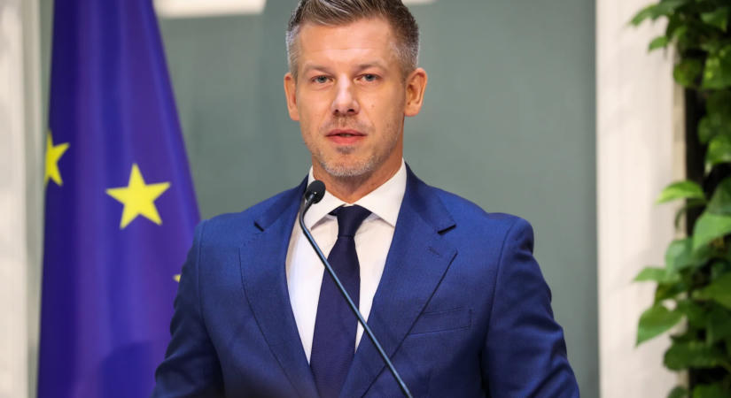 Bárki megnézheti, hogy hova került az elmúlt négy évben 400 milliárd foritnyi közpénz