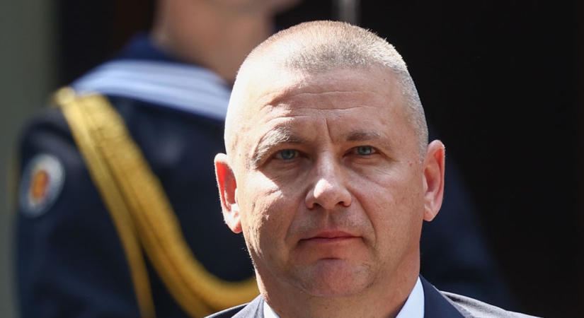Nyilvános! Megbüntették Ruszin-Szendi Romulusz honvédelmi minisztert