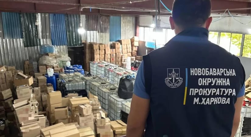 130 tonna hamis kozmetikumot és parfümöt foglaltak le Harkivban