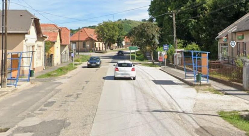 Táblák nehezítik a parkolást Sajókazán