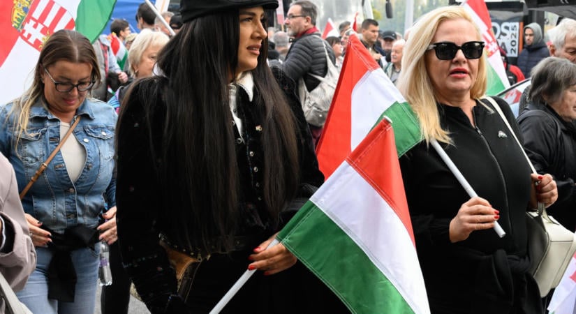 Tóth Gabi fellépése miatt bejelentést tesz az ÁSZ-nál a XIV. kerület polgármestere