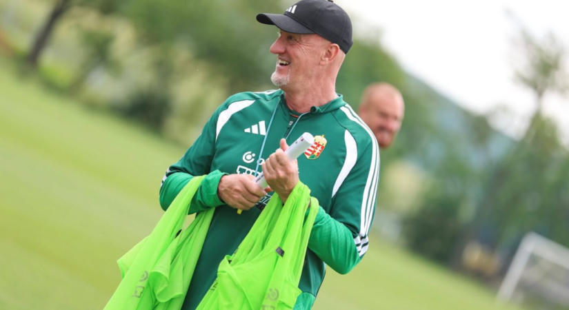 Marco Rossi kapkodja a fejét, egymás után viszik külföldre a magyar válogatott labdarúgókat