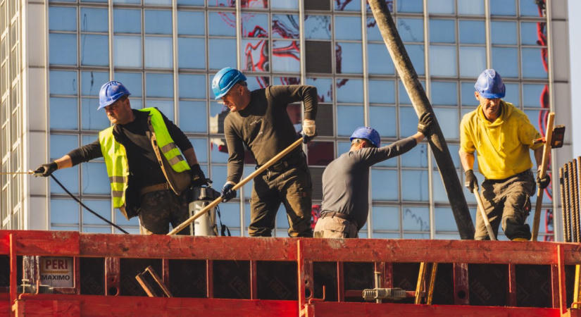 Jelentősen nőtt a külföldi munkavállalókkal szembeni bizalmatlanság Szlovákiában