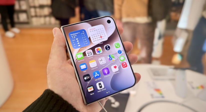 Kezünkben a közel egymilliós iPhone, megjelent az Apple új csúcsmobilja