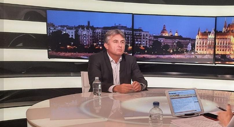 Demkó Attila (Facebook): Puzsér szerintem valami alapvető dolgot nem ért