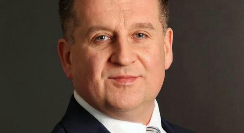Eladta focicsapatát Mészáros Lőrinc ügyvédje