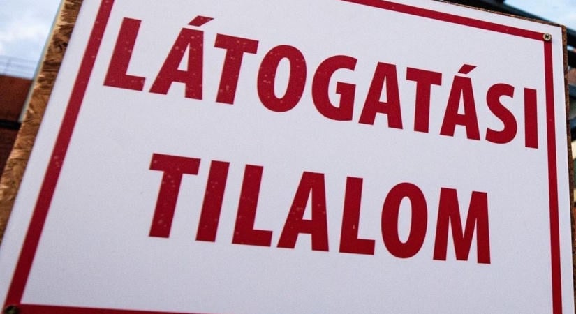 Járványveszély miatt látogatási tilalmat vezettek be a nyíregyházi kórházban