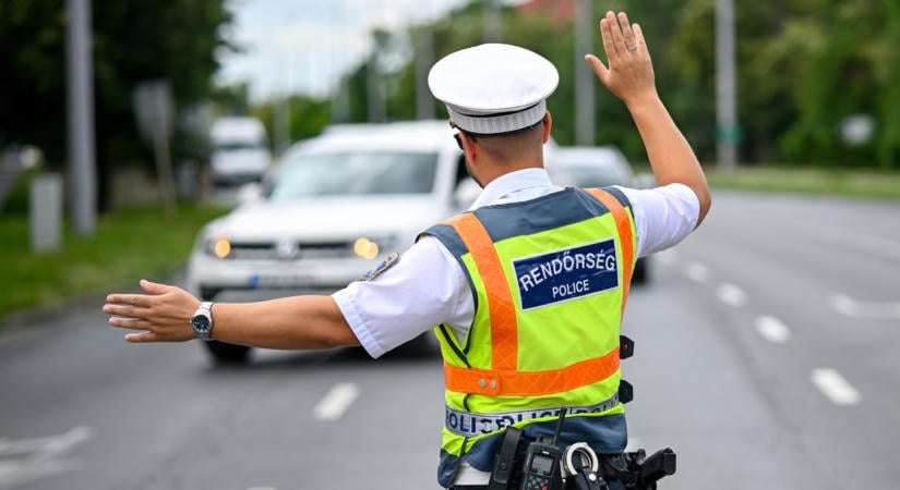 A 19 éves mátraverebélyi srác megpróbálta kimagyarázni a rendőröknél, miért vezetett jogosítvány nélkül: nem volt túl erős a meséje