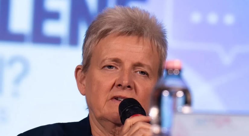 Rétvári Bence: Aki így beszél a meg nem született gyermekekről, nem lehet gyermekügyi miniszter