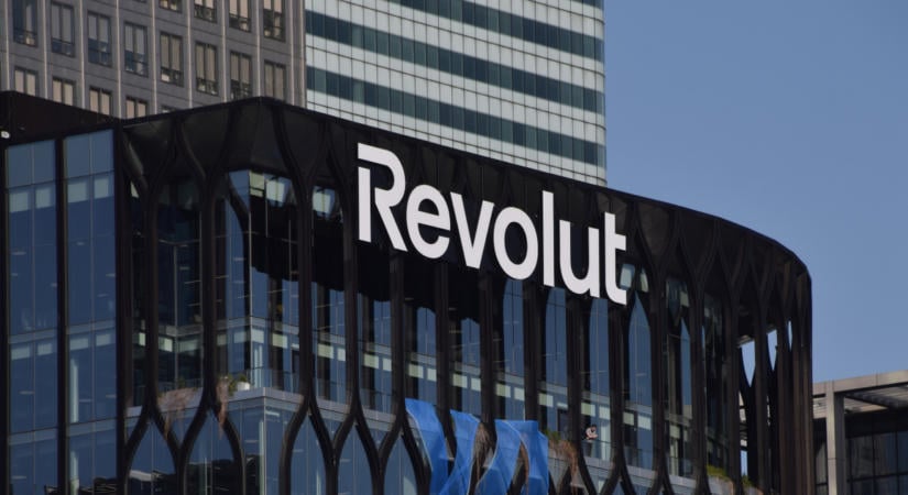 Teljesen leállt a Revolut, egyetlen funkció sem érhető el
