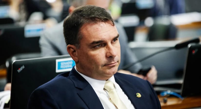 Nem ismeri el a választási vereséget Flávio Bolsonaro