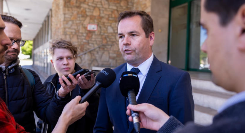 Németh Balázs kiakadt: szerinte „szégyen és gyalázat”, hogy Pogány Induló koncertjét adta le az M1