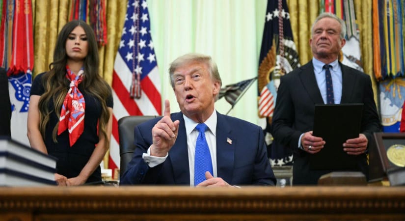 Trump aláírta az orosz szankciós csomagról szóló törvényt – jöhet a 100 százalékos vám az energiahordozókra, ami Magyarországot is telibe találhatja