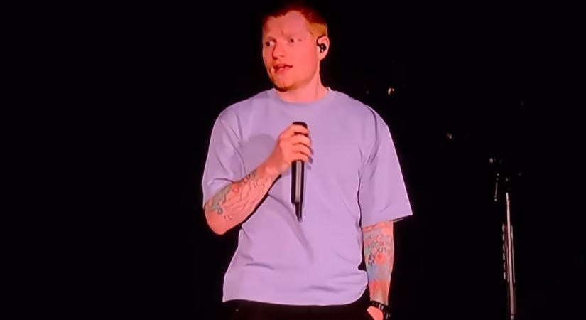 Egyedül állt ki a színpadra Ed Sheeran, és elcsukló hangon mondta el, mit gondol Izraelről és Gázáról