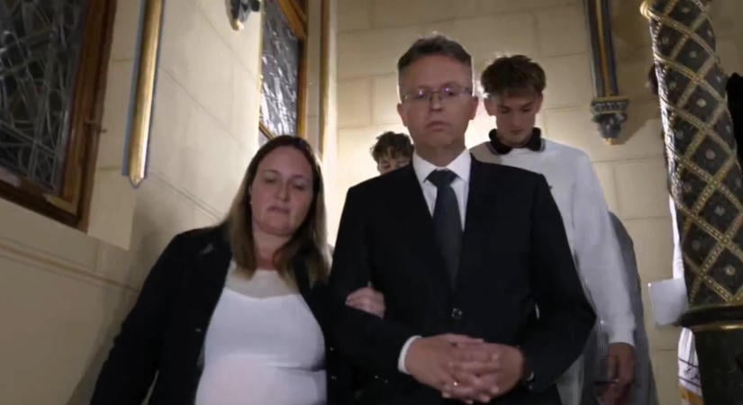 Havasi Bertalan szerint Hankó Balázs politikai fogoly, nem is adja vissza a képviselői mandátumát