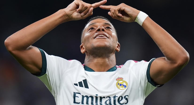Nagy csapás a Nike-nak, Mbappé átigazolt a nagy riválishoz