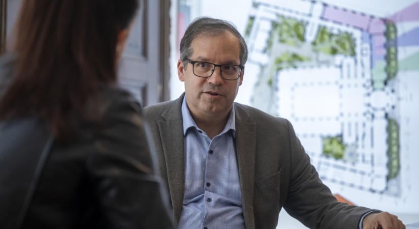 Demeter Szilárd „az égvilágon semmit nem tett”, hogy működjön a most megszüntetett Közgyűjteményi Központ