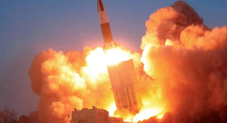 Észak-Korea AI-t alkalmazó rakétát tesztelt