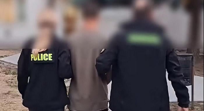 Autóból lövöldözött járókelőkre a debreceni fiatal
