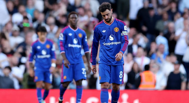 A katasztrofális szezonkezdés után távozásra szólították fel a Manchester United vezetőségét