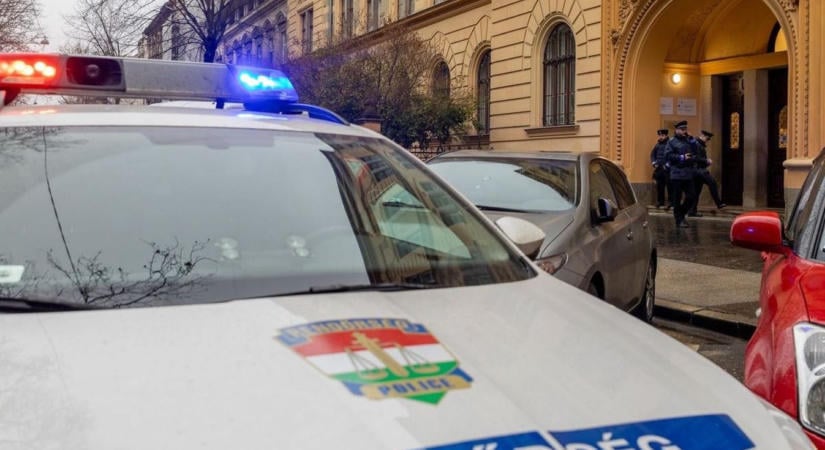 Friss hír - Bombariadó több mint 70 iskolában!
