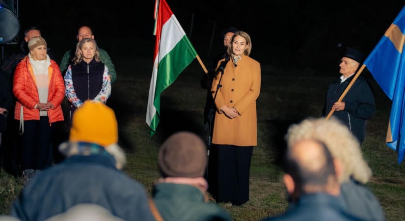 Székely autonómia napja – Őrtüzek fénye üzeni: határokon túl is összetartozunk (GALÉRIA)