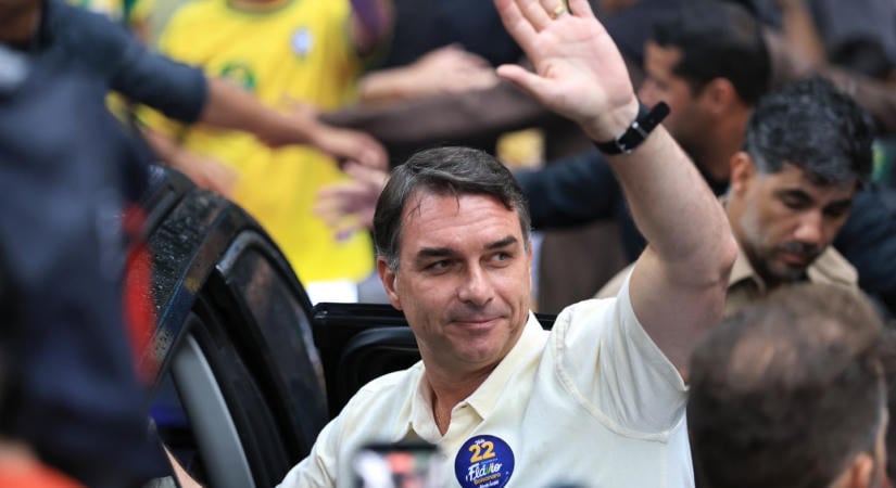 Trump befogadja a vesztes brazil elnökjelöltet, aki ellen több nyomozás is folyik