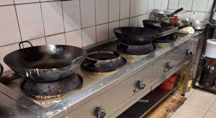Végrehajtási ügy miatt árverezik a kínai büfé felszerelését Várpalotán ( fotók)