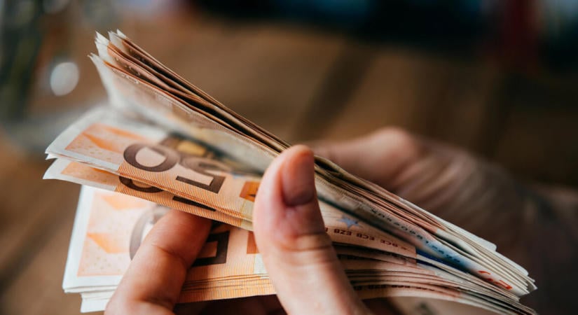 Mindenáron kell nekünk az euró?