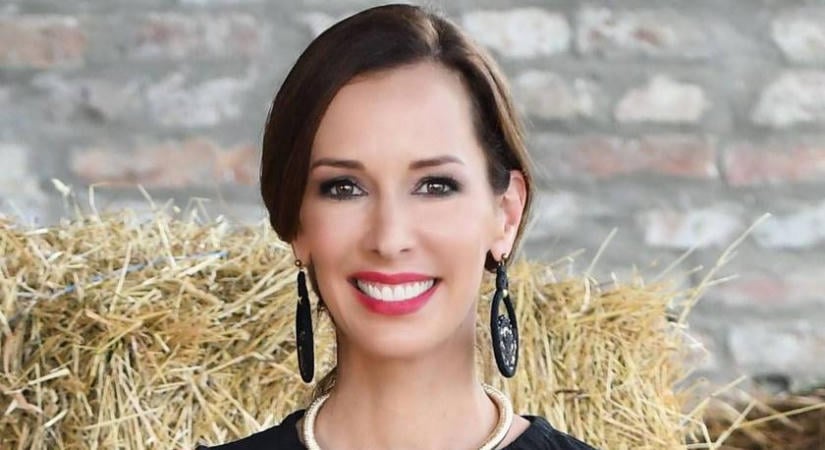 Demcsák Zsuzsa felhúzta a Sziget legmerészebb ruháját: 47 évesen iszonyú szexi benne
