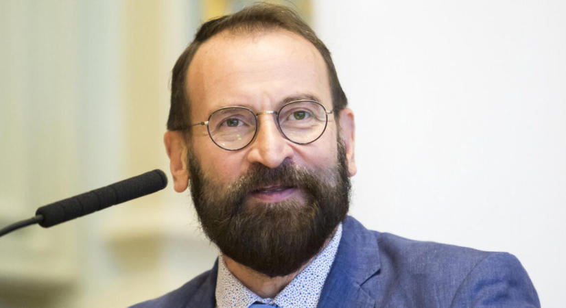 Ezért zárt be a Terror Háza – Schmidt Mária távozott, Szájer József nyugdíjba megy